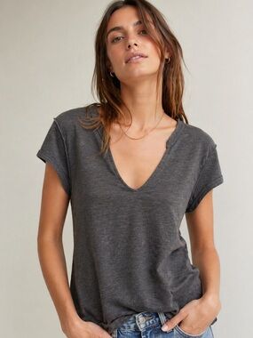 We The Free Gray V-Neck Tee | Casual Cool Minimal Luxe